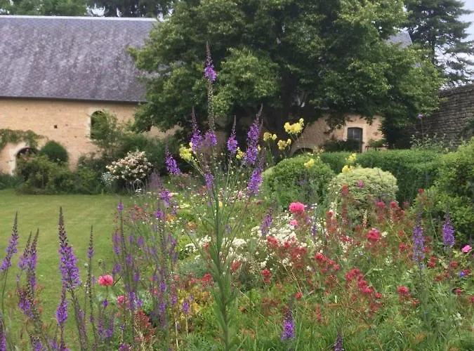 לינה וארוחת בוקר De Ma Fenetre 3*